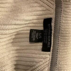 Banana Republic Men’s Cardigan Sweater in Cream